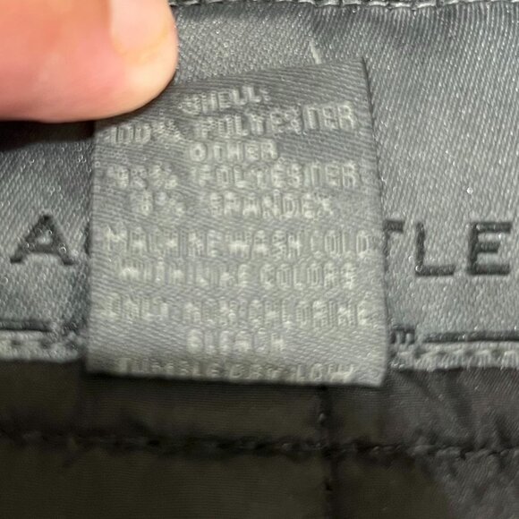 Black Antler Puffer Vest - Women Size Medium - Full Zip - Picture 5 of 5